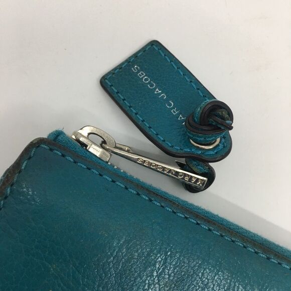 Marc Jacobs teal blue leather project wallet. **FLAWED** - Picture 3 of 16